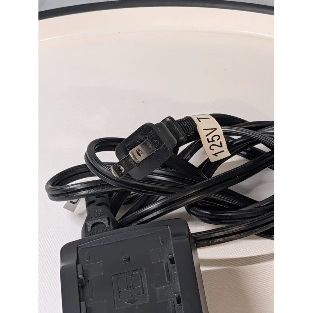 Nikon Quick Charger MH-18a‎ Black Excellent Camera Battery Wall Charger Cord